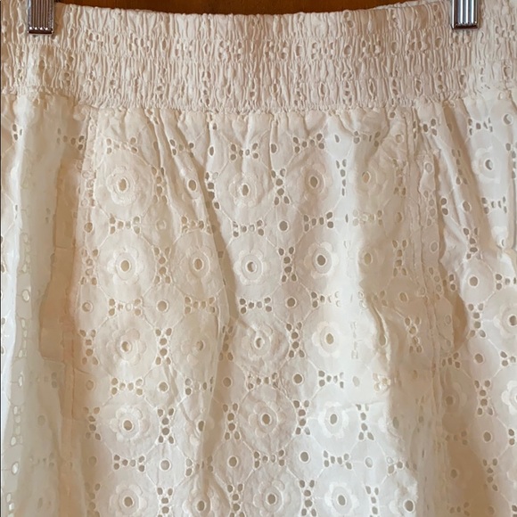 NWT Gap eyelet skirt woman’s Med - Picture 2 of 7
